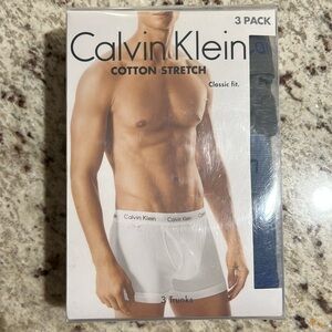 New inbox men’s 3 pack, Calvin Klein cotton trunks, cotton stretch, XL